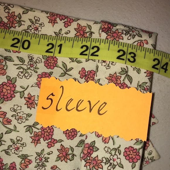 Retro Red Flowered Blouse XL - Picture 10 of 10